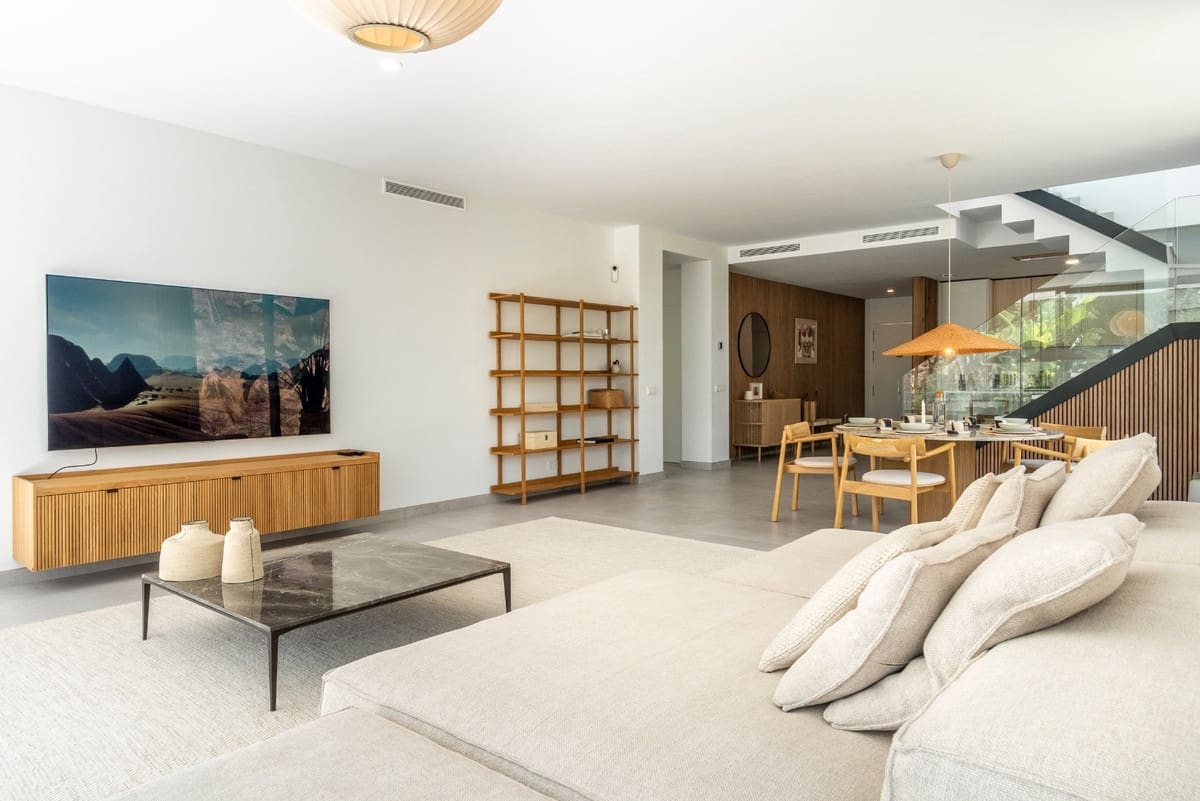 3 soverom Penthouse til salgs i Marbella med svømmebasseng garasje - € 1 795 000 (Ref: 9736036)