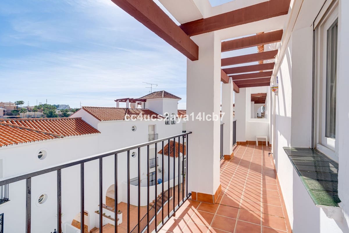 2 quarto Penthouse para venda em Riviera del Sol com piscina - 335 000 € (Ref: 9736040)