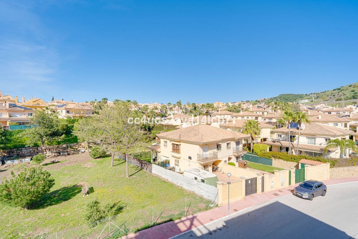 2 quarto Penthouse para venda em Riviera del Sol com piscina - 335 000 € (Ref: 9736040)