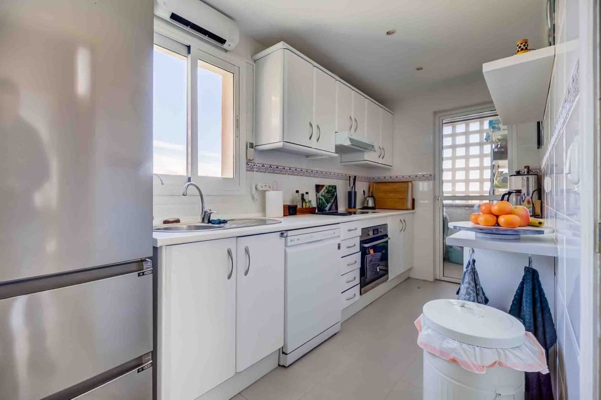 3 chambre Penthouse à vendre à Mijas avec piscine - 399 000 € (Ref: 9736060)