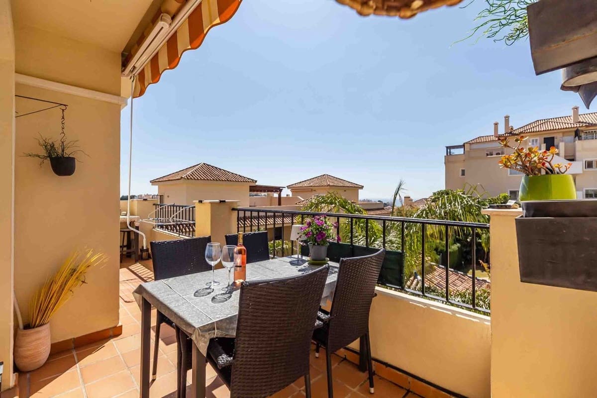 3 chambre Penthouse à vendre à Mijas avec piscine - 399 000 € (Ref: 9736060)