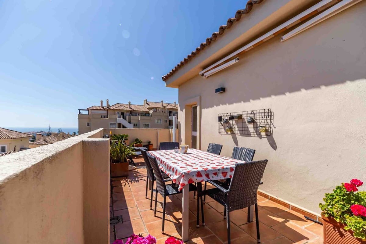 3 chambre Penthouse à vendre à Mijas avec piscine - 399 000 € (Ref: 9736060)