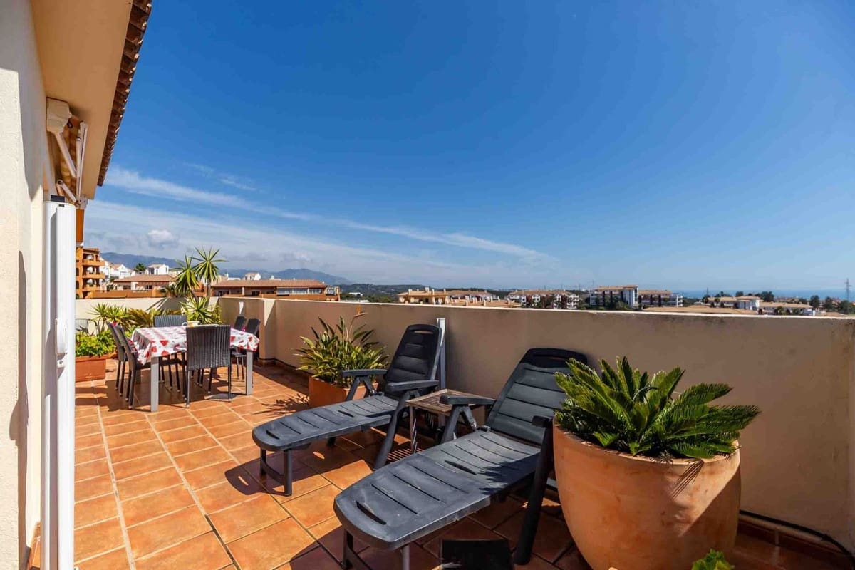 3 chambre Penthouse à vendre à Mijas avec piscine - 399 000 € (Ref: 9736060)