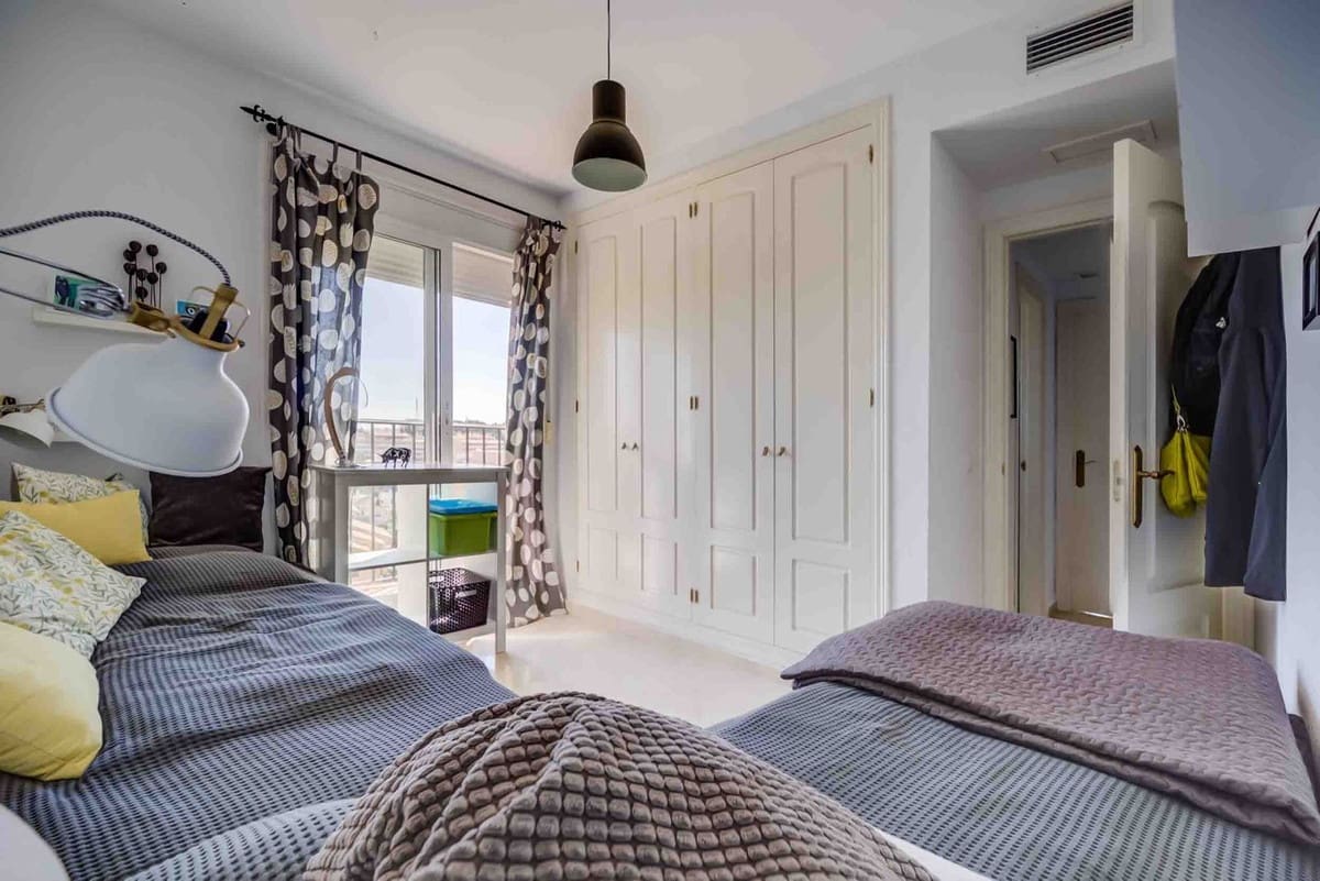 3 chambre Penthouse à vendre à Mijas avec piscine - 399 000 € (Ref: 9736060)