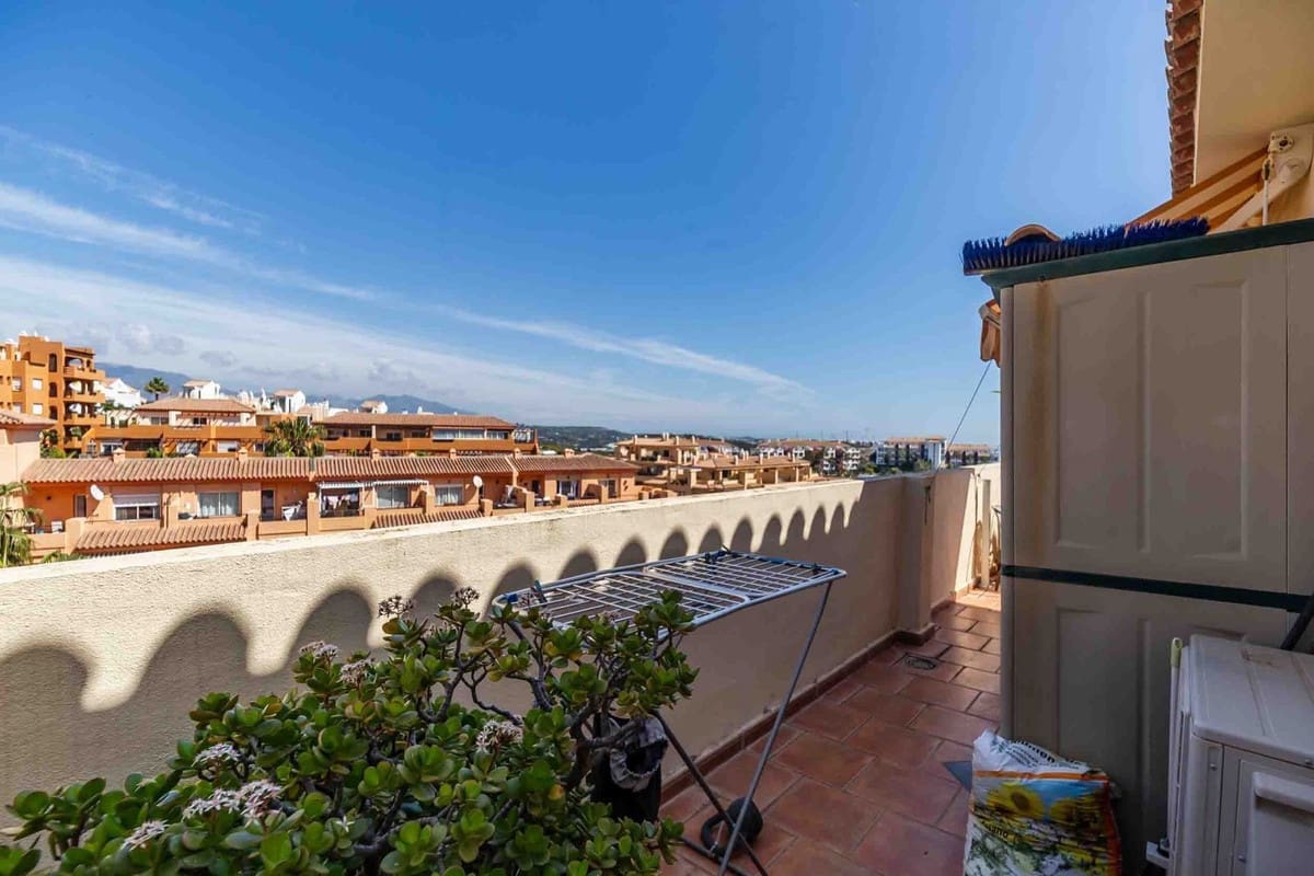 3 chambre Penthouse à vendre à Mijas avec piscine - 399 000 € (Ref: 9736060)