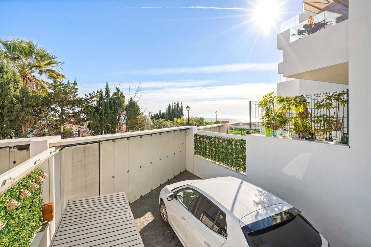 3 soveværelse Byhus til salg i Fuengirola med swimmingpool garage - € 899.000 (Ref: 9736158)