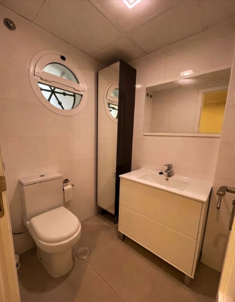 4 soveværelse Byhus til salg i Marbella med swimmingpool garage - € 840.000 (Ref: 9737035)