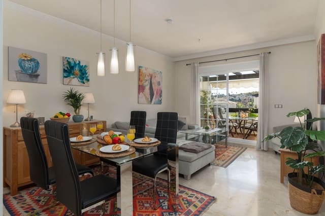 2 soveværelse Penthouse til salg i La Duquesa / Puerto de la Duquesa, Manilva med swimmingpool garage - € 295.000 (Ref: 9737055)