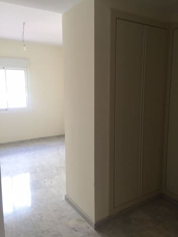 4 Zimmer Apartment zu verkaufen in Valle Romano Golf, Estepona mit Pool Garage - 420.000 € (Ref: 9737160)