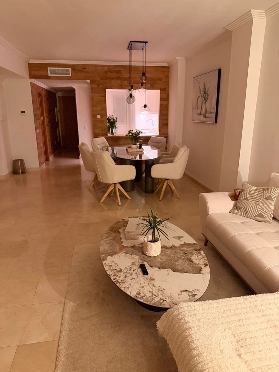 2 bedroom Apartment for sale in El Paraiso with pool garage - € 650,000 (Ref: 9737177)