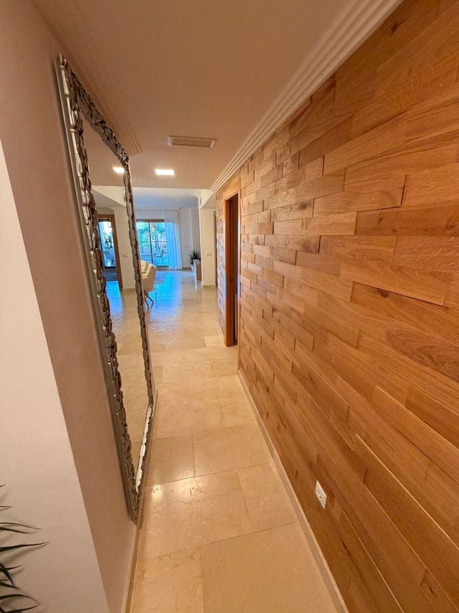 2 bedroom Apartment for sale in El Paraiso with pool garage - € 650,000 (Ref: 9737177)