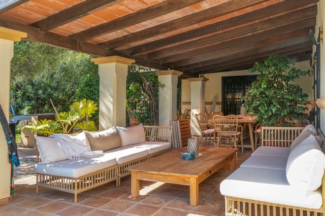 5 chambre Villa/Maison à vendre à San Pedro de Alcantara, Marbella avec piscine - 3 450 000 € (Ref: 9737239)