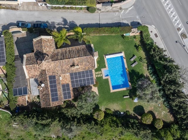 5 chambre Villa/Maison à vendre à San Pedro de Alcantara, Marbella avec piscine - 3 450 000 € (Ref: 9737239)