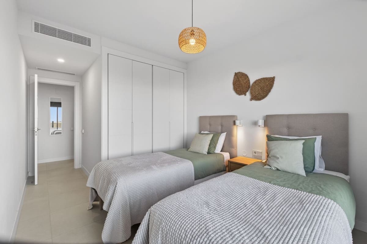 2 Zimmer Apartment zu verkaufen in La Cala de Mijas mit Pool Garage - 469.000 € (Ref: 9747329)