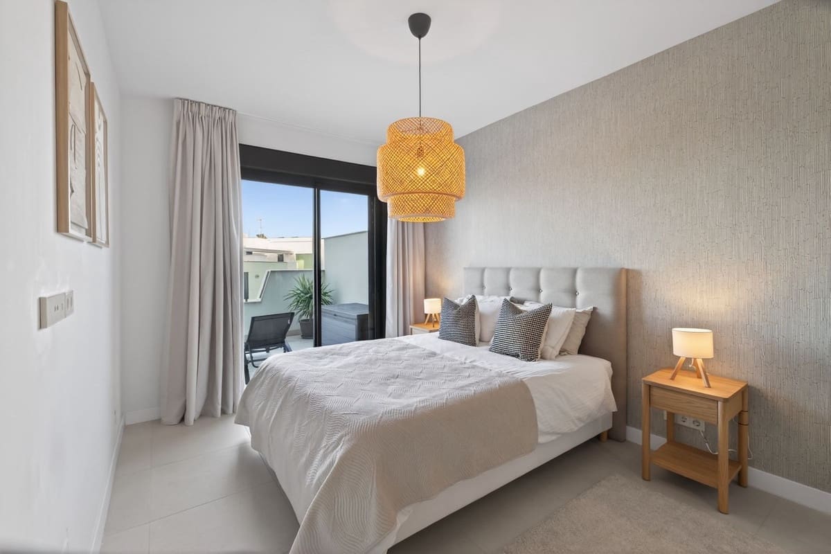 2 Zimmer Apartment zu verkaufen in La Cala de Mijas mit Pool Garage - 469.000 € (Ref: 9747329)