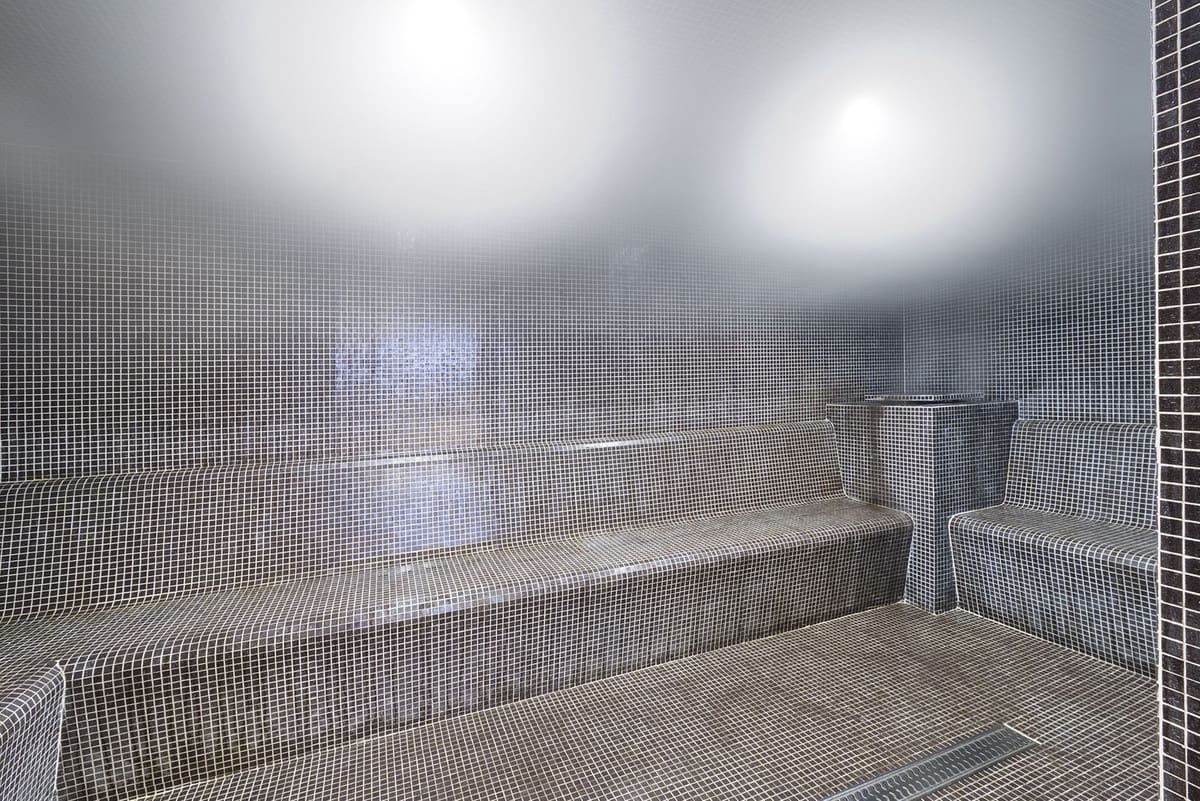 2 Zimmer Apartment zu verkaufen in La Cala de Mijas mit Pool Garage - 469.000 € (Ref: 9747329)