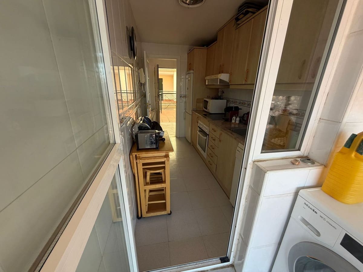 2 makuuhuone Kattohuoneisto myytävänä paikassa Puerto Banus mukana uima-altaan 
autotalli - 500 000 € (Ref: 9747337)