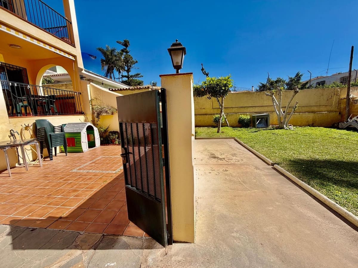 2 slaapkamer Appartement te koop in Torremolinos met zwembad garage - € 358.000 (Ref: 9747345)