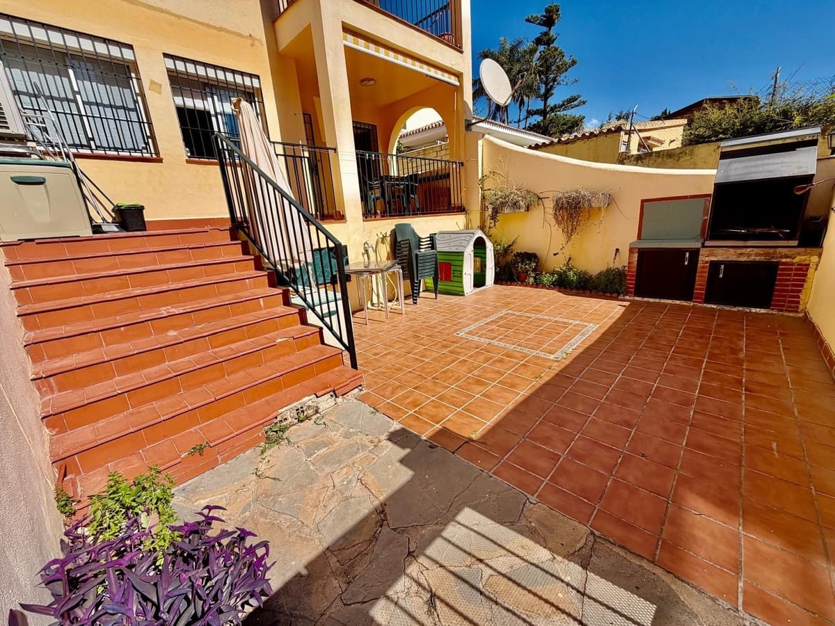 2 slaapkamer Appartement te koop in Torremolinos met zwembad garage - € 358.000 (Ref: 9747345)