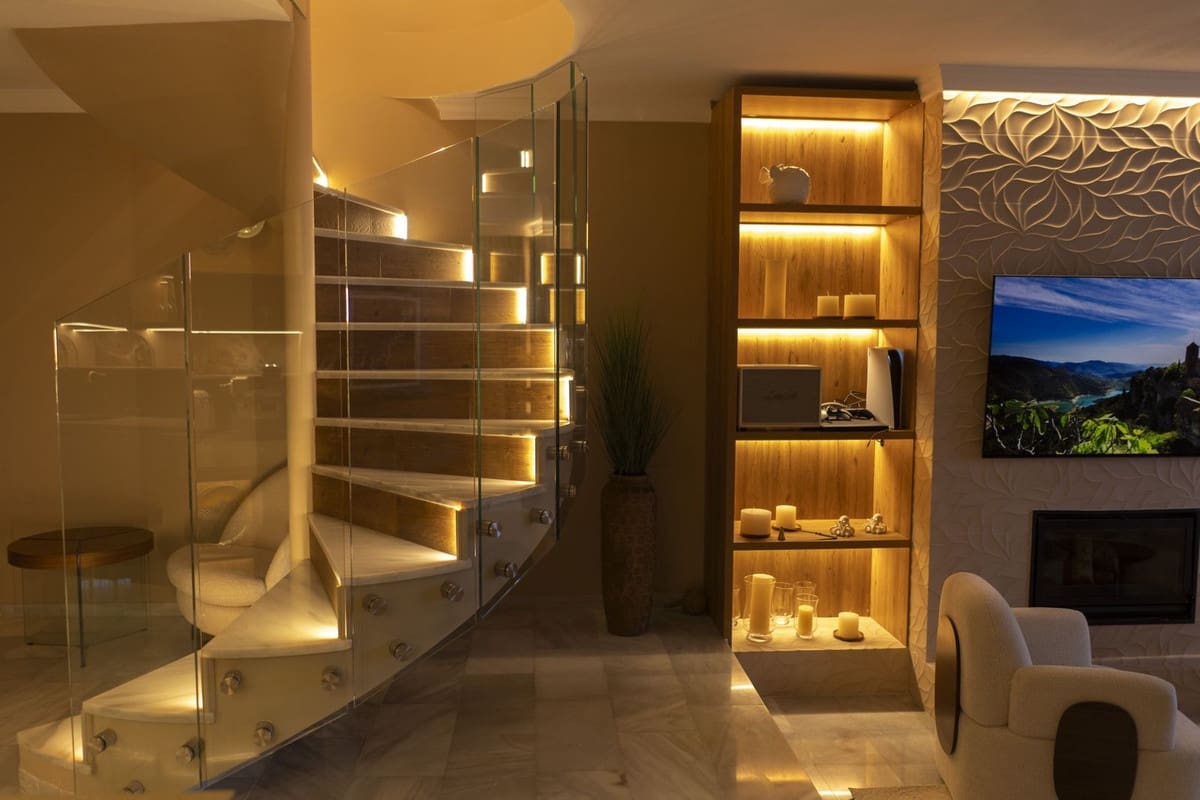 3 bedroom Townhouse for sale in Nueva Andalucia with pool - € 1,550,000 (Ref: 9747347)