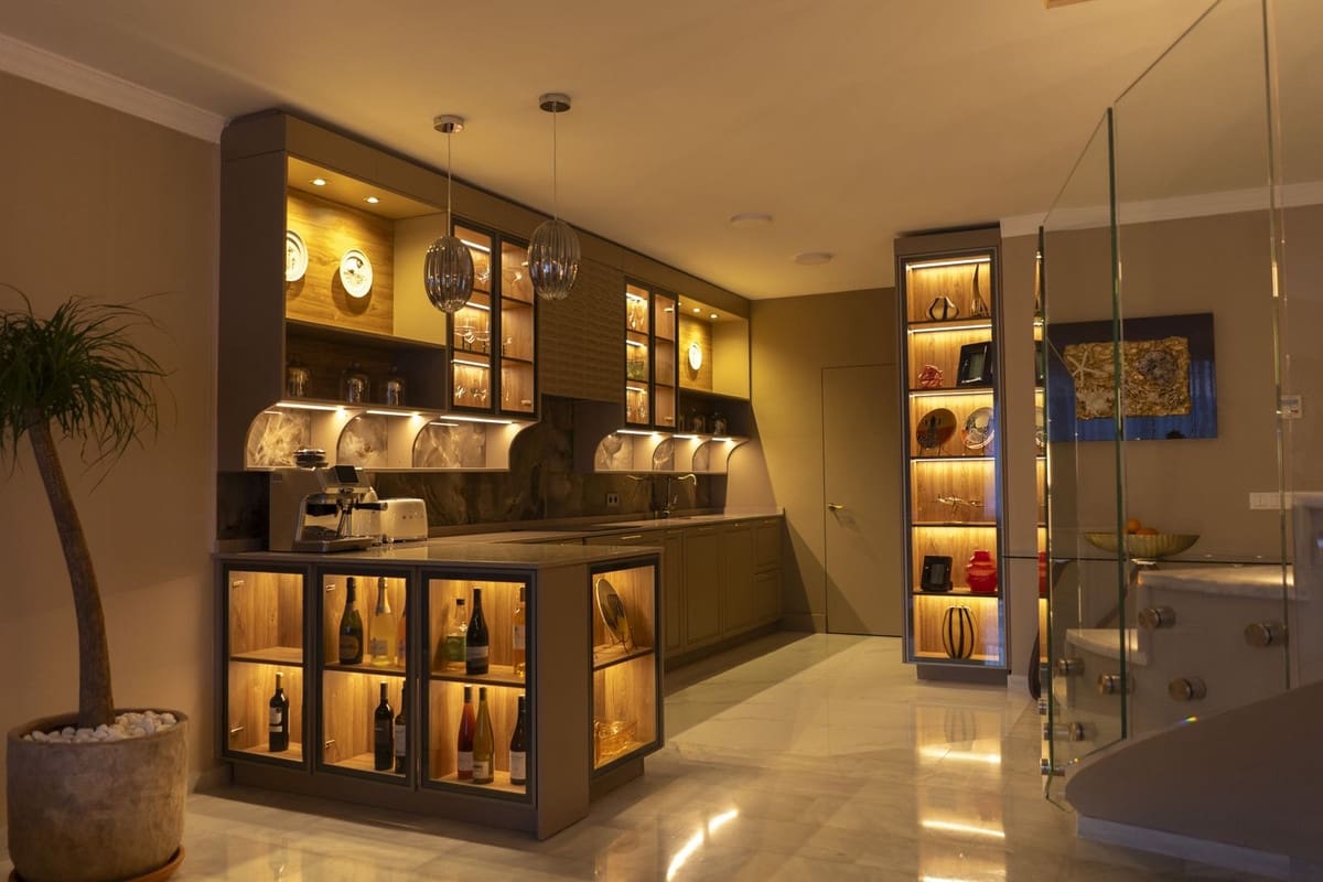 3 bedroom Townhouse for sale in Nueva Andalucia with pool - € 1,550,000 (Ref: 9747347)