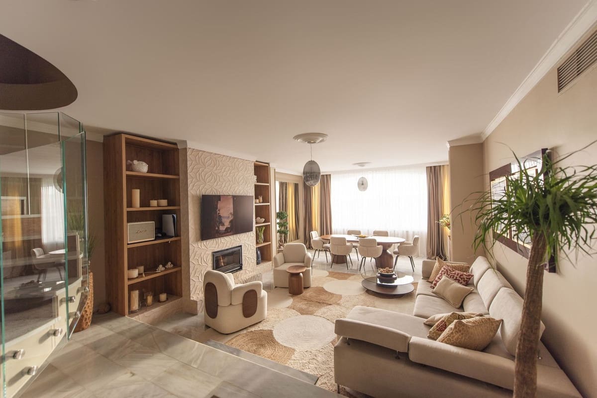 3 bedroom Townhouse for sale in Nueva Andalucia with pool - € 1,550,000 (Ref: 9747347)