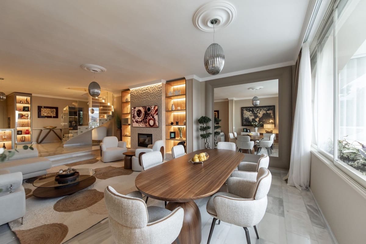 3 bedroom Townhouse for sale in Nueva Andalucia with pool - € 1,550,000 (Ref: 9747347)