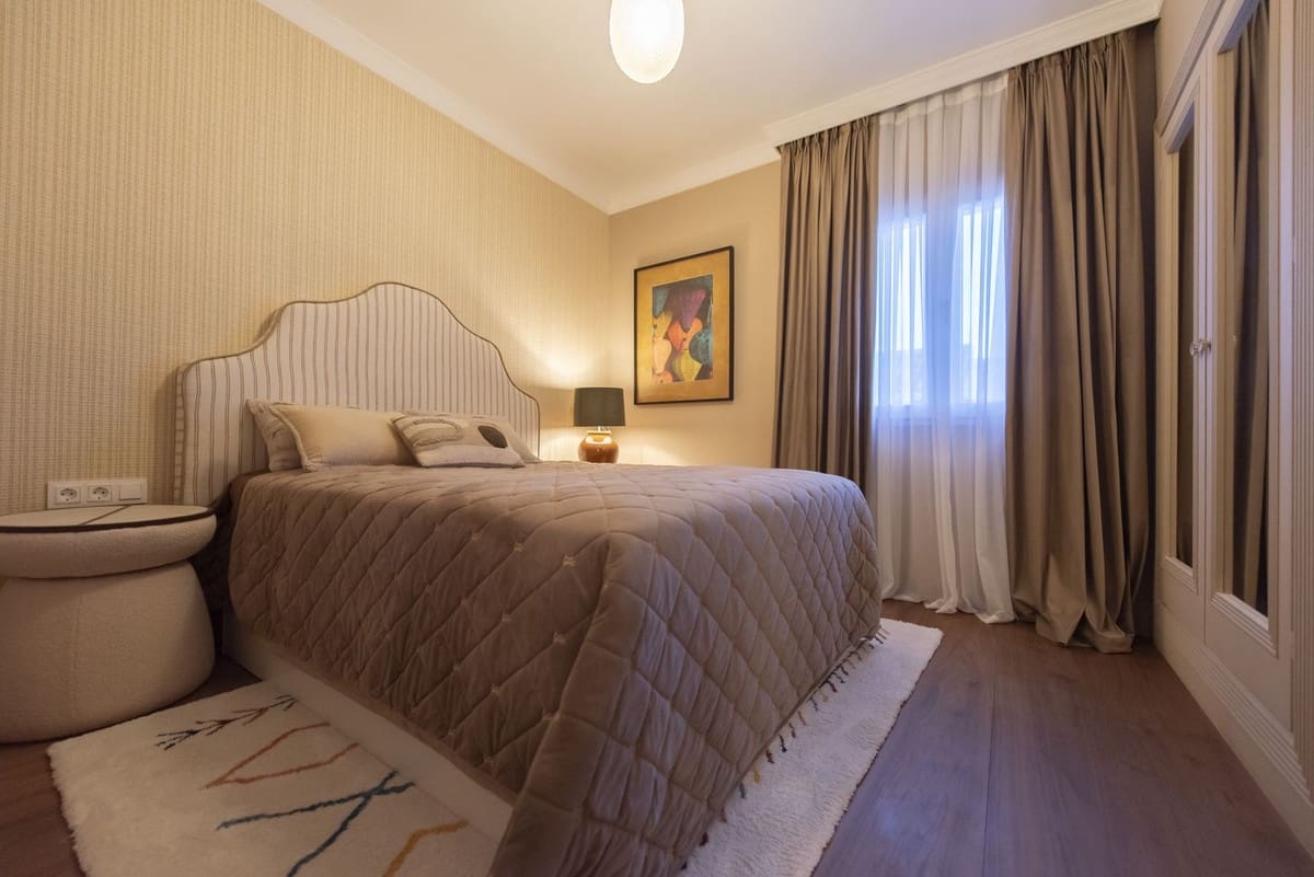 3 bedroom Townhouse for sale in Nueva Andalucia with pool - € 1,550,000 (Ref: 9747347)