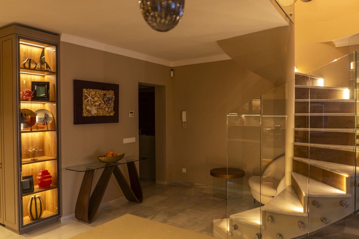 3 bedroom Townhouse for sale in Nueva Andalucia with pool - € 1,550,000 (Ref: 9747347)