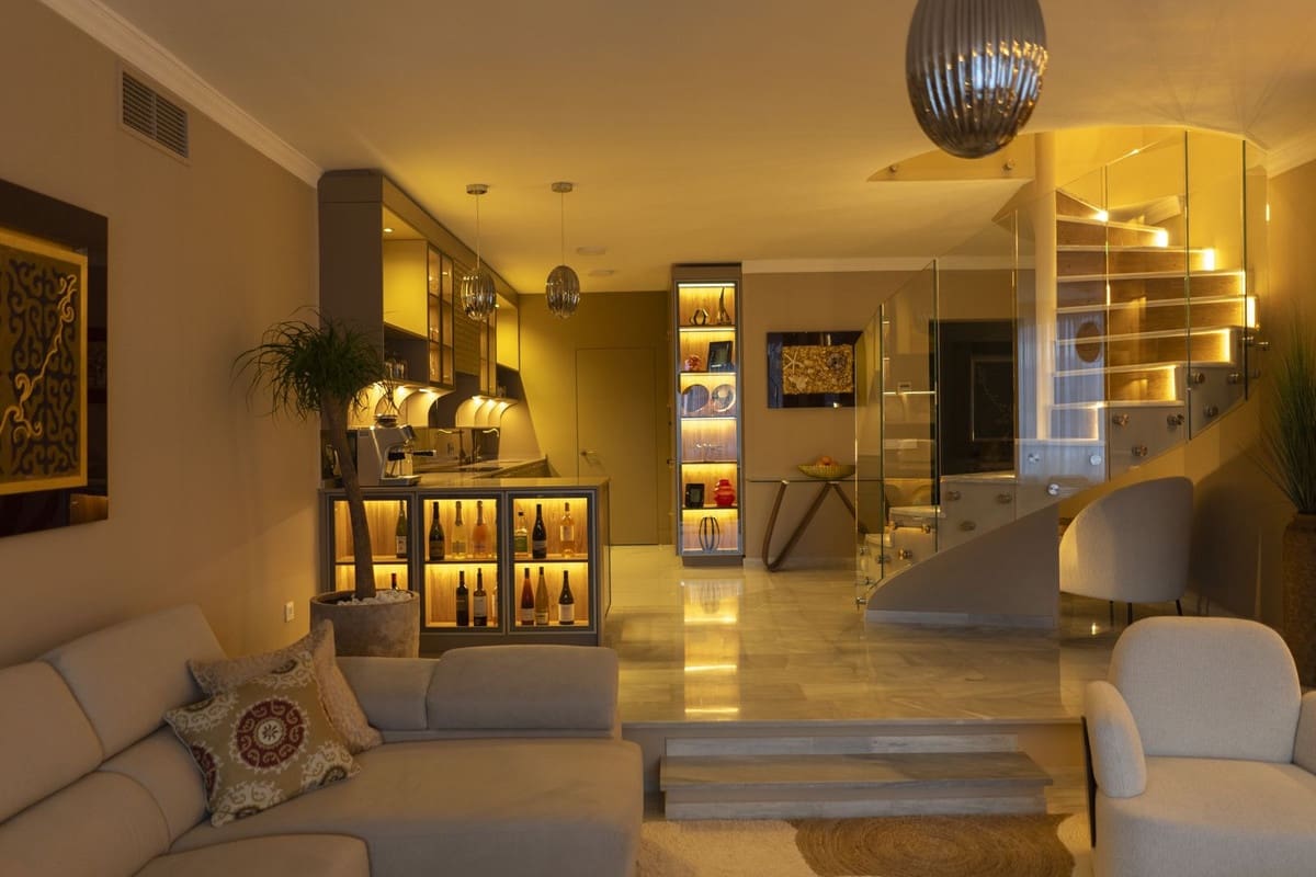 3 bedroom Townhouse for sale in Nueva Andalucia with pool - € 1,550,000 (Ref: 9747347)