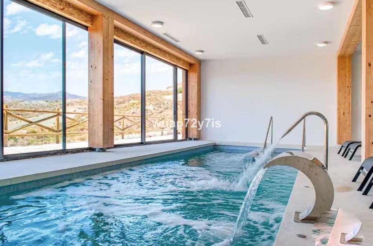 3 bedroom Apartment for sale in Benahavis with pool garage - € 550,000 (Ref: 9747349)