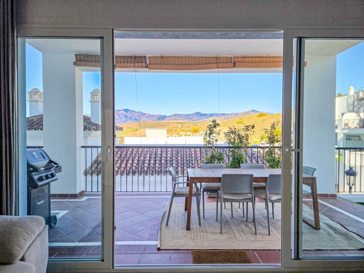 3 bedroom Apartment for sale in Benahavis with pool garage - € 550,000 (Ref: 9747349)