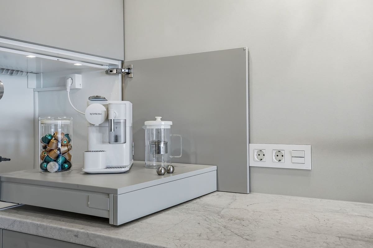 3 bedroom Apartment for sale in Calahonda with pool garage - € 569,000 (Ref: 9747355)