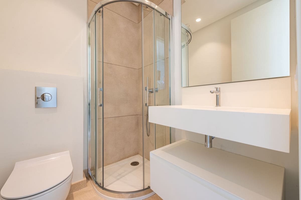 4 bedroom Penthouse for sale in Benahavis with pool garage - € 1,249,000 (Ref: 9748445)