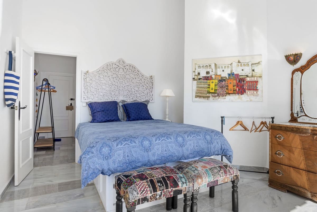 3 soverom Hus til salgs i Estepona med svømmebasseng - € 619 000 (Ref: 9749216)