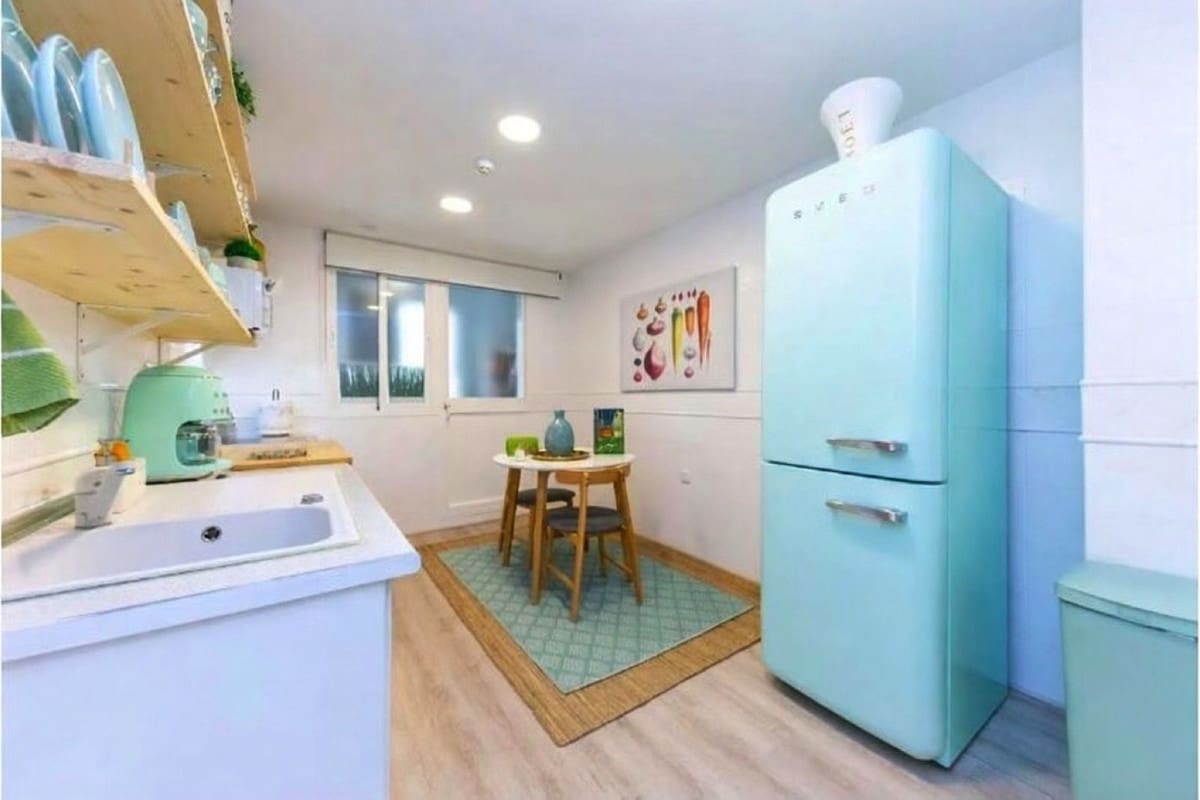 1 bedroom Apartment for sale in Nueva Andalucia with pool garage - € 355,000 (Ref: 9749233)