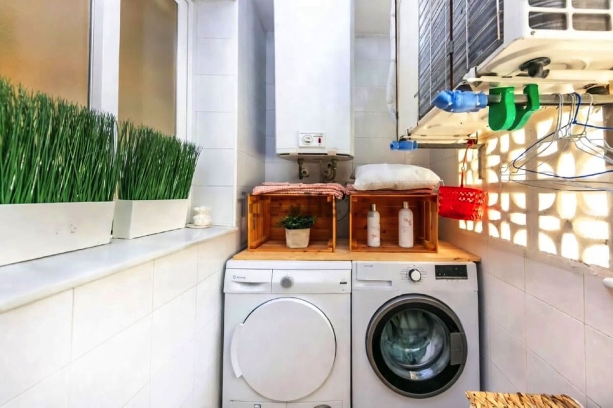 1 bedroom Apartment for sale in Nueva Andalucia with pool garage - € 355,000 (Ref: 9749233)