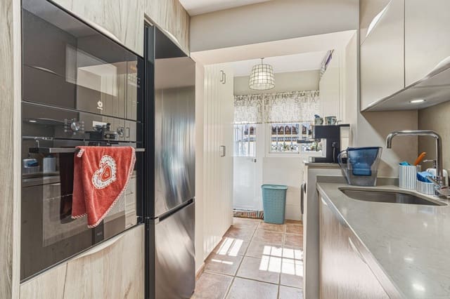 3 sypialnia Dom na sprzedaż w Las Lagunas de Mijas, Mijas z basenem garażem - 490 000 € (Ref: 9749350)