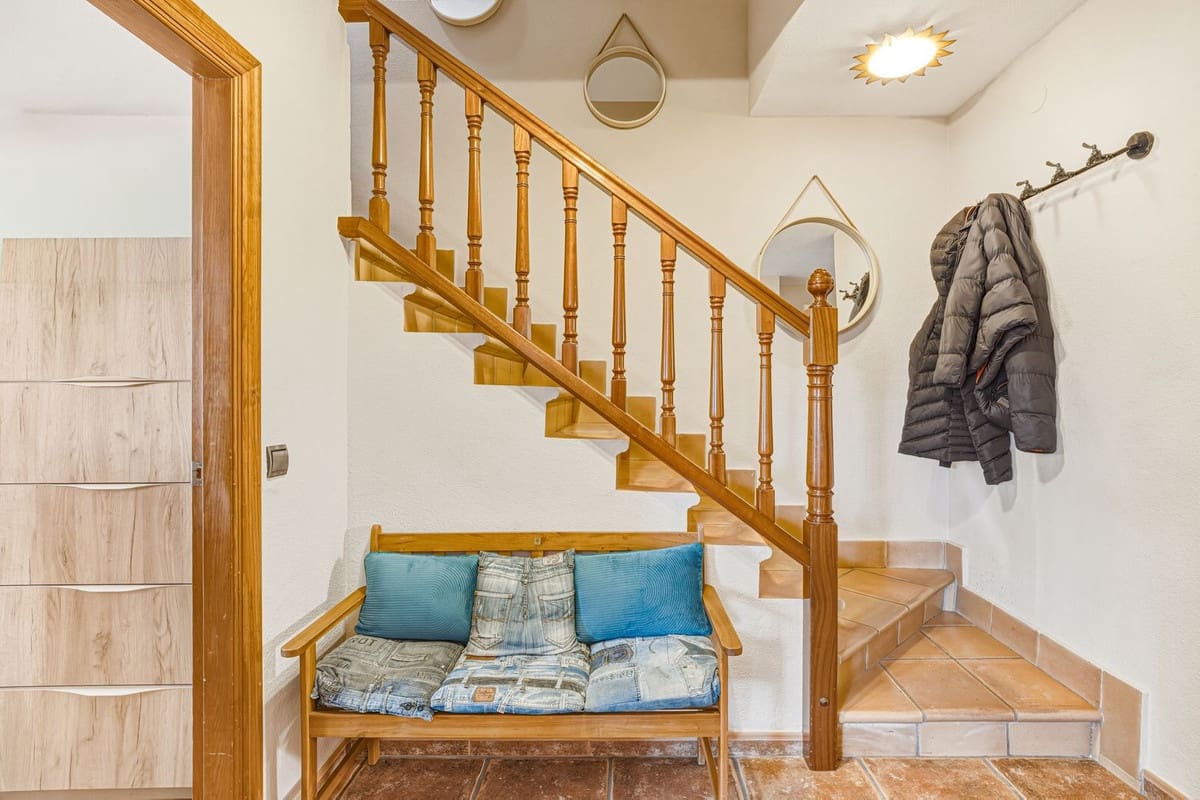 3 sypialnia Dom na sprzedaż w Las Lagunas de Mijas z basenem garażem - 490 000 € (Ref: 9749350)