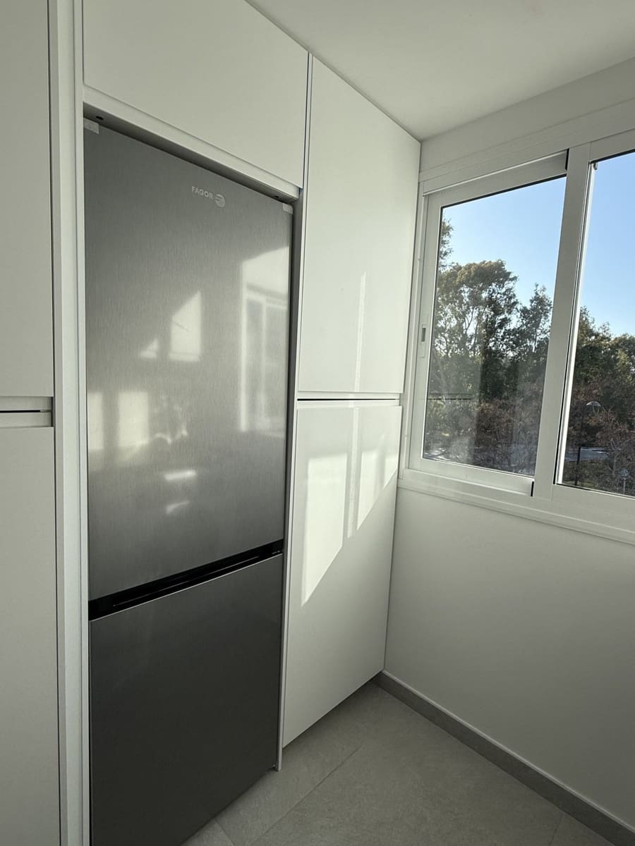 3 chambre Penthouse à vendre à Elviria avec piscine garage - 450 000 € (Ref: 9753548)