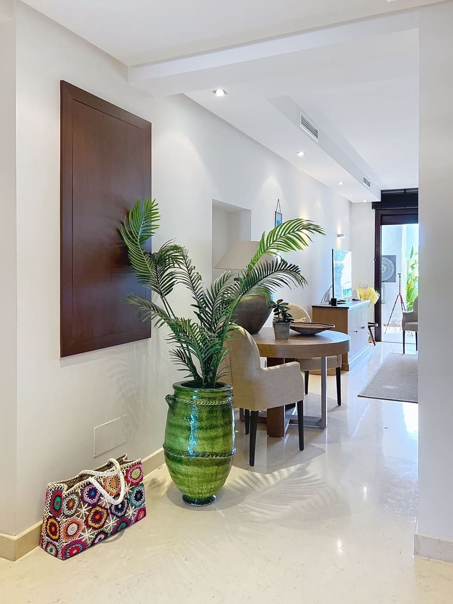 2 bedroom Apartment for sale in Benahavis with pool garage - € 575,000 (Ref: 9753566)