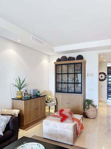 2 Zimmer Apartment zu verkaufen in El Paraíso, Benahavís mit Pool Garage - 575.000 € (Ref: 9753566)