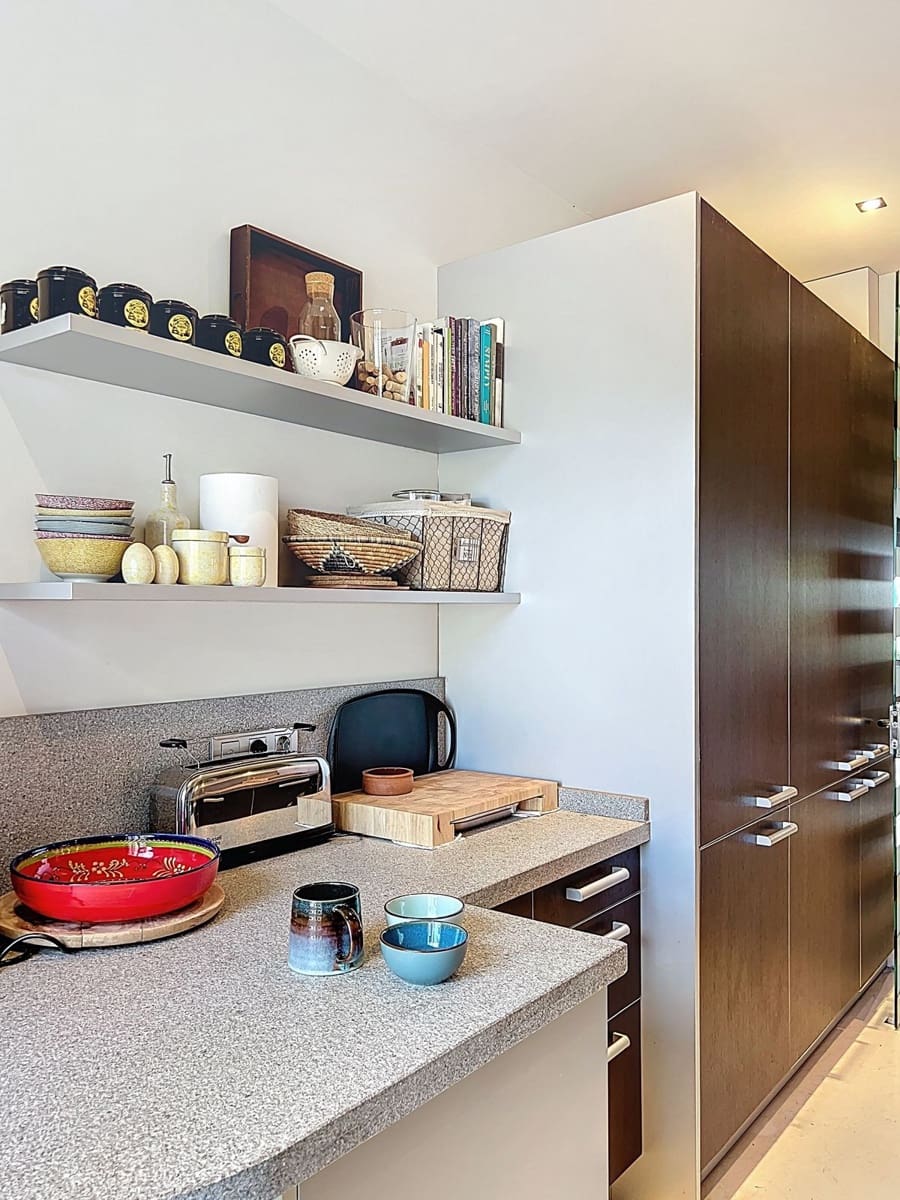 2 bedroom Apartment for sale in Benahavis with pool garage - € 575,000 (Ref: 9753566)