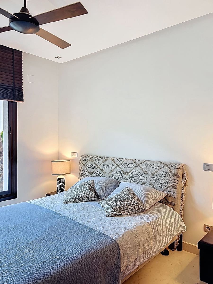 2 bedroom Apartment for sale in Benahavis with pool garage - € 575,000 (Ref: 9753566)