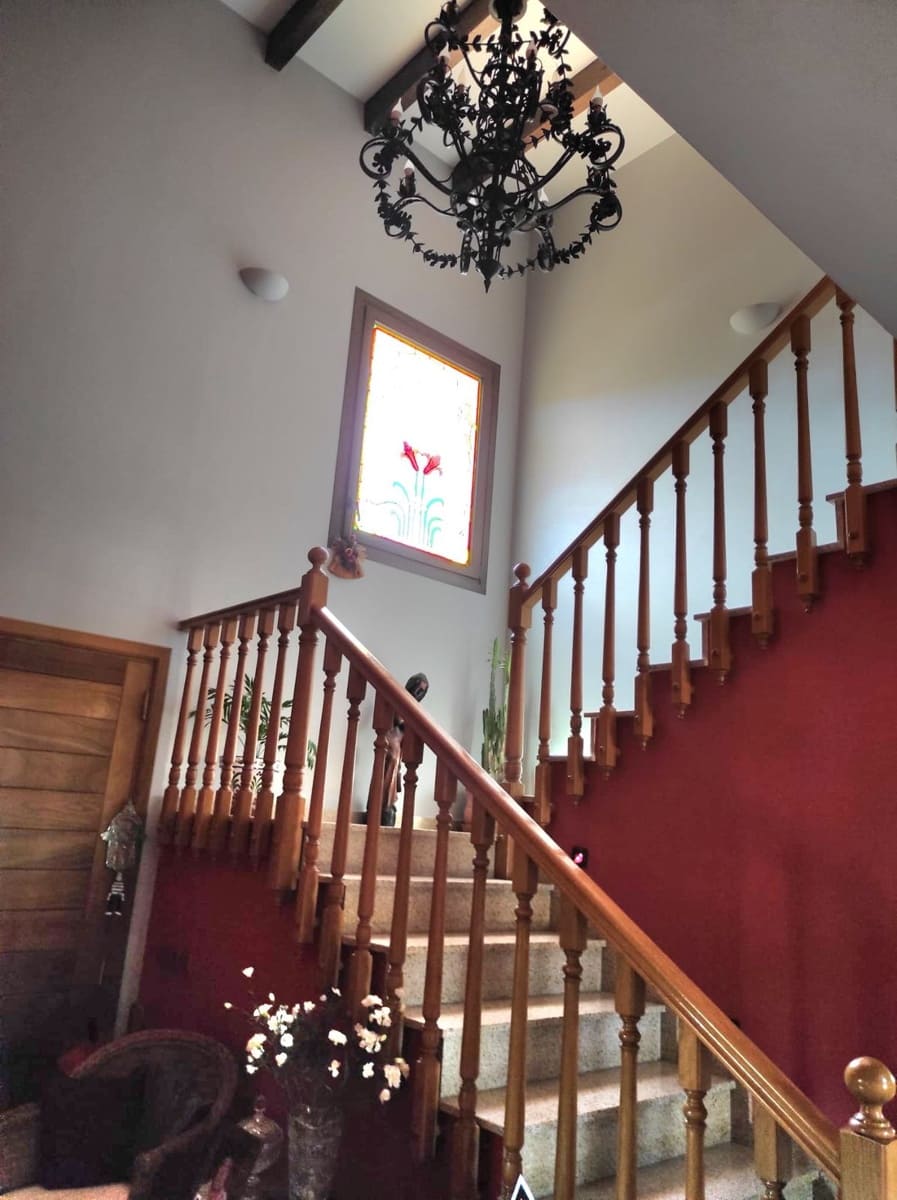 4 soverom Villa til salgs i La Sierrezuela med svømmebasseng garasje - € 995 000 (Ref: 9753575)