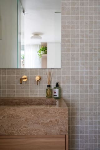 Apartamento de 3 habitaciones en La Quinta, Benahavís en venta con piscina garaje - 665.000 € (Ref: 9753690)