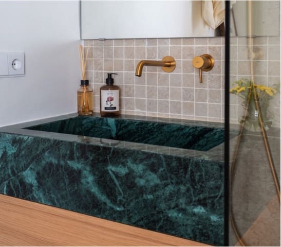 Apartamento de 3 habitaciones en La Quinta, Benahavís en venta con piscina garaje - 665.000 € (Ref: 9753690)