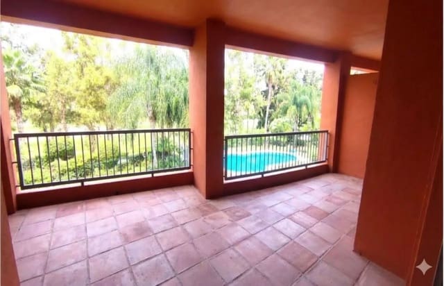 2 bedroom Apartment for sale in Atalaya-Isdabe, Estepona with pool garage - € 450,000 (Ref: 9753700)