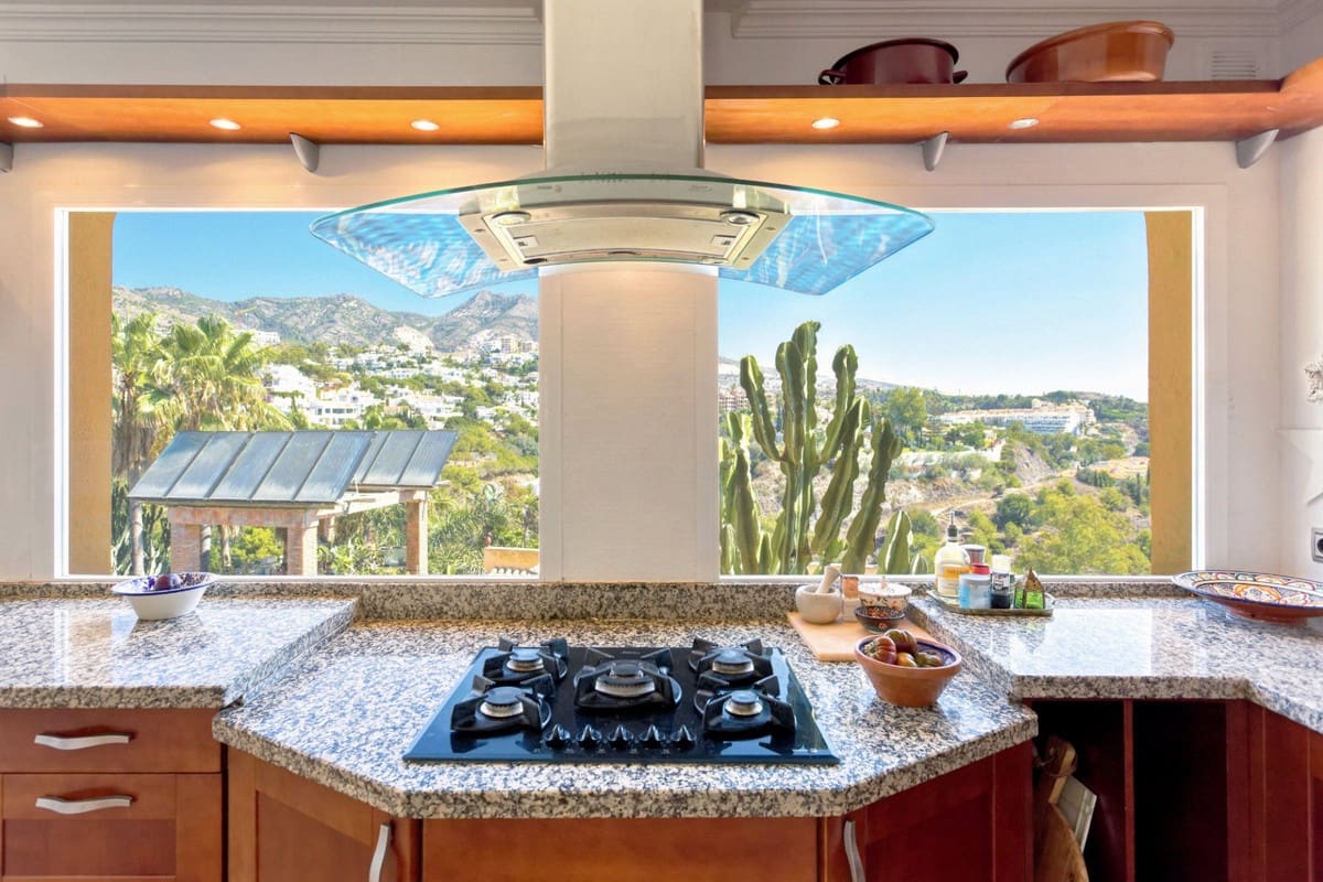 5 slaapkamer Villa te koop in Torremuelle met zwembad garage - € 1.095.000 (Ref: 9753715)