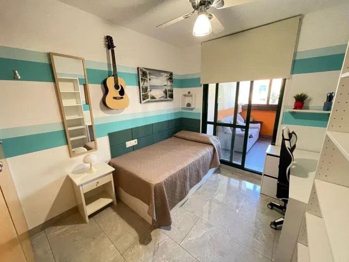 3 slaapkamer Penthouse te koop in Marbella met zwembad garage - € 520.000 (Ref: 9757822)